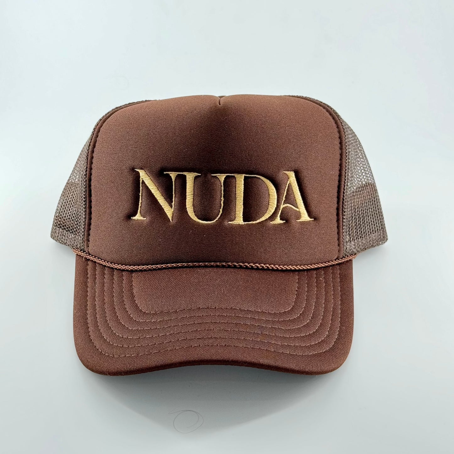 NUDA Trucker